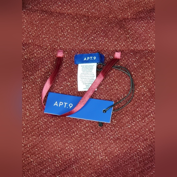 APT. 9 Wrap - Picture 7 of 9